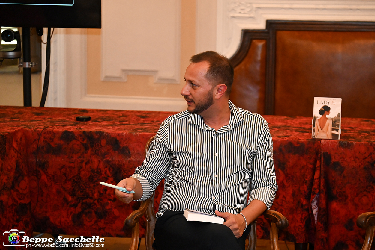 VBS_3353 - Presentazione libro 'Lady B.' di Leopoldo Aversente.jpg